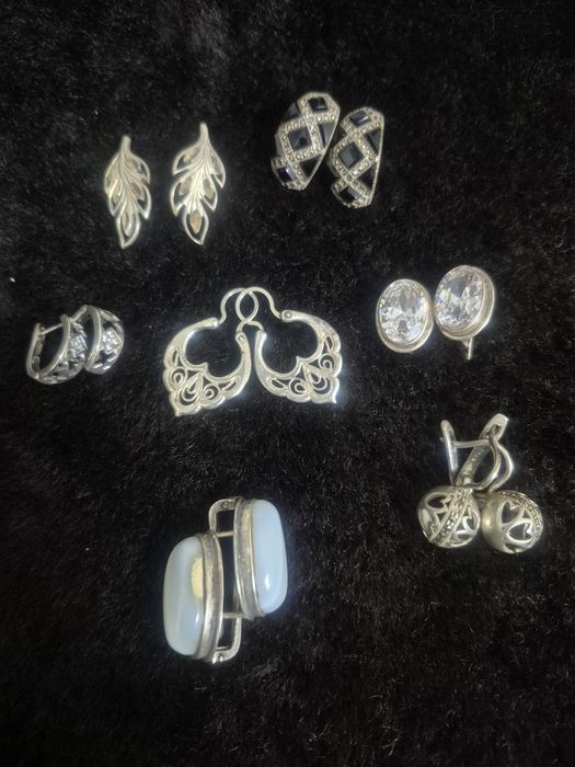 Серьги и кольца из серебра