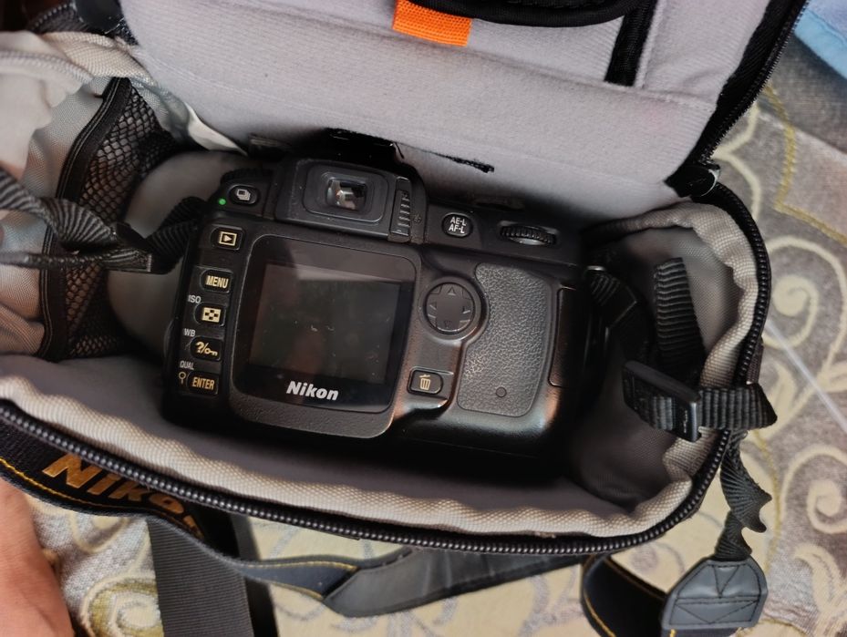 Продам фотоапарат Nikon