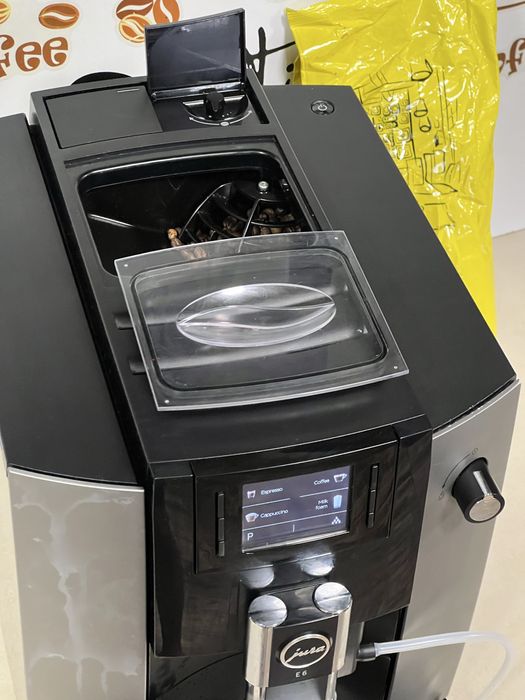 Кафемашина кафе автомат Jura E6 с гаранция