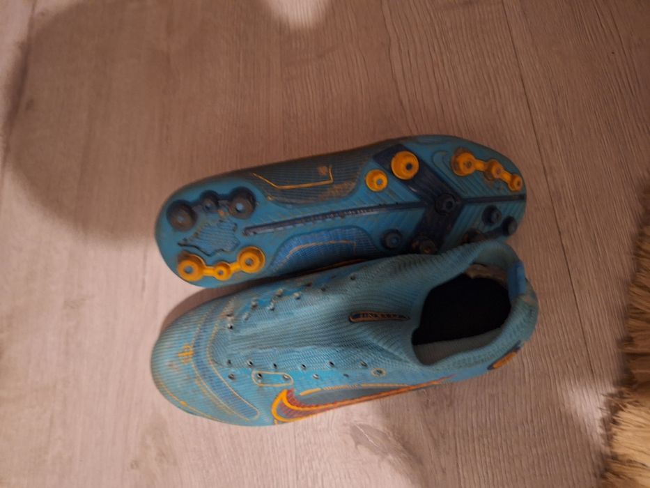 NIKE бутсы купить с шнурками
