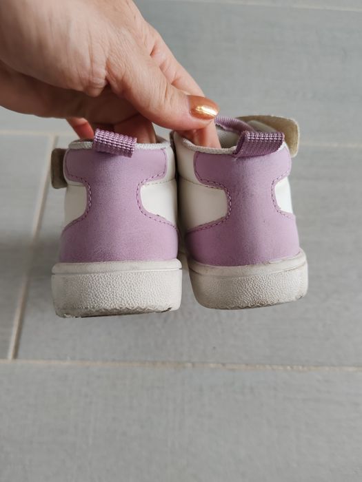 Papuci sport HM măr 22