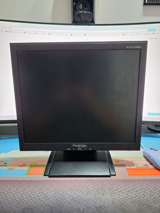 Monitor Prestigio 17"