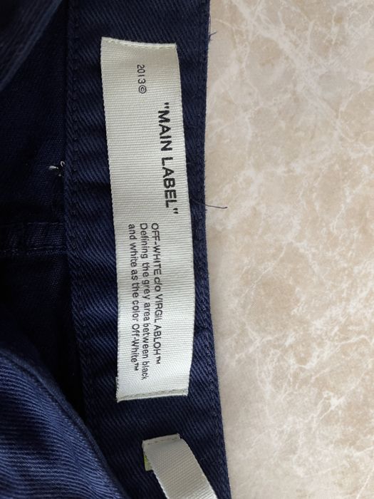 pantaloni off white
