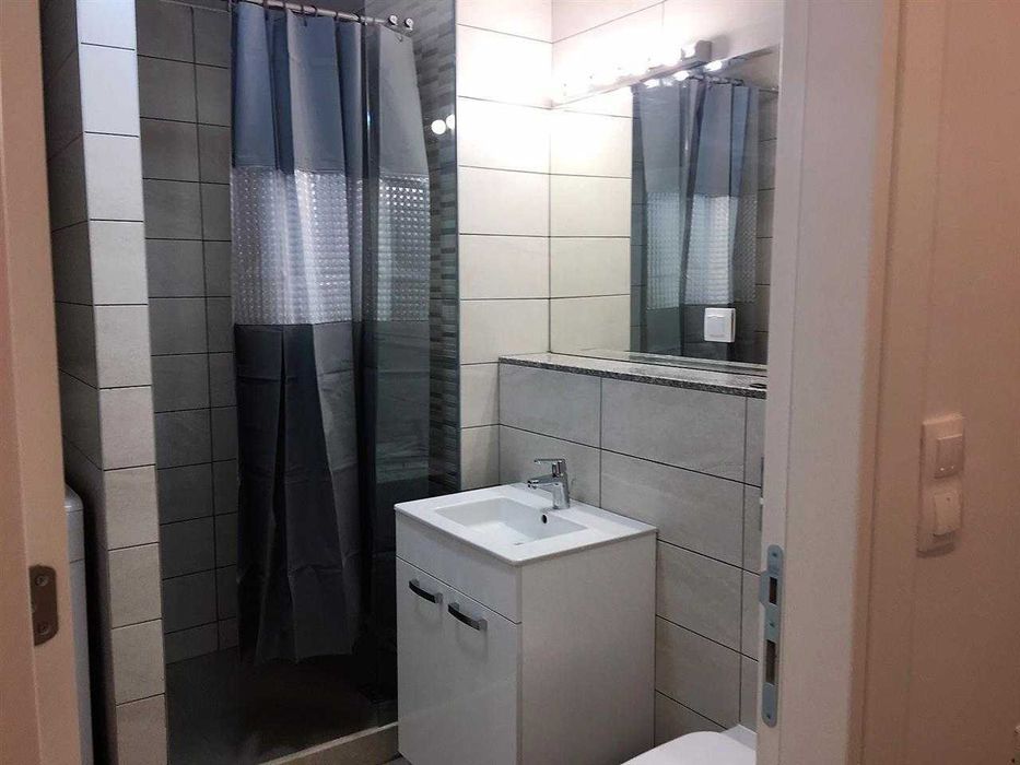 Дава се под наем Двустаен апартамент в Бургас, Изгрев - 56 кв.м за 280.5 € - Снимка #3