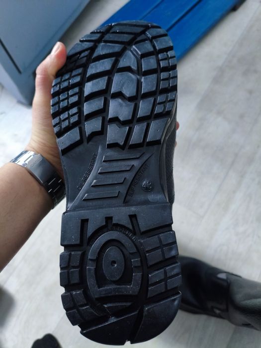 Зимние резиновые ботинки спец