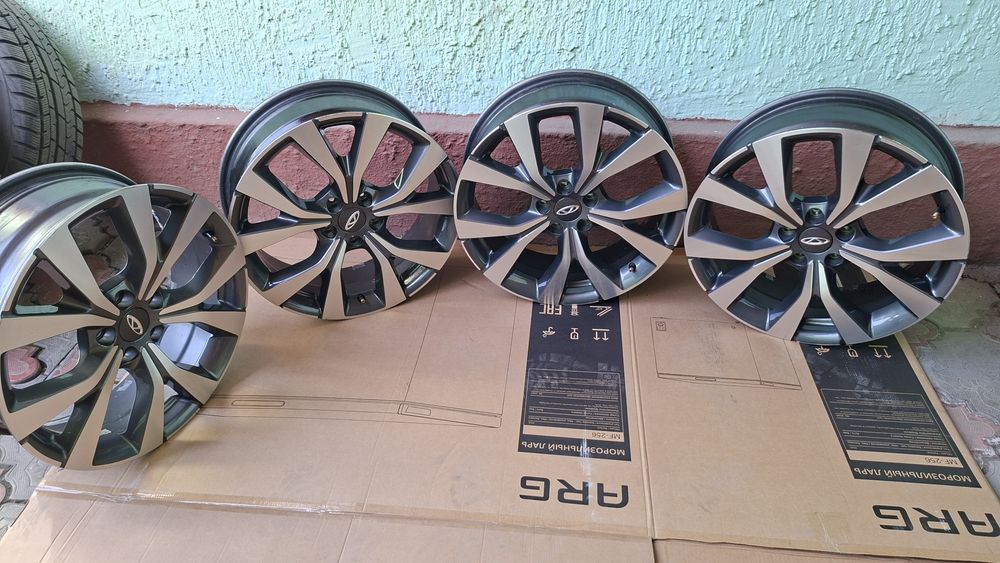 Продам диски R18