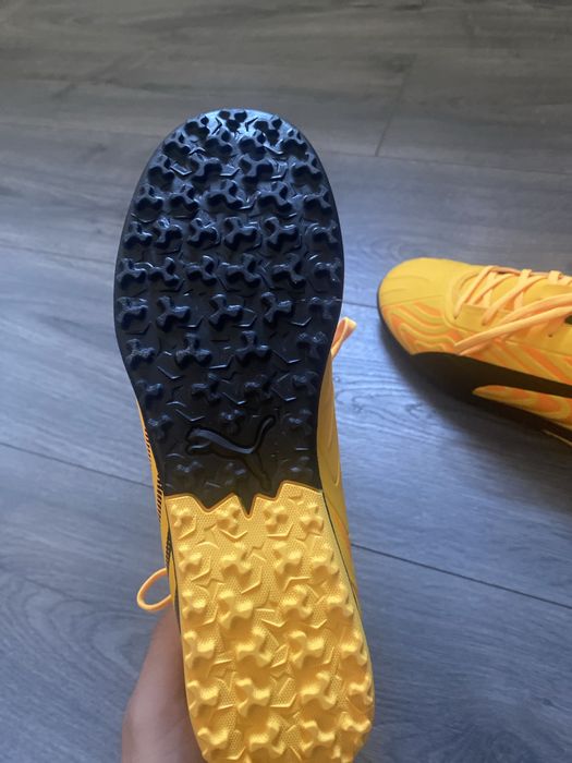 Adidasi de fotbal Puma
