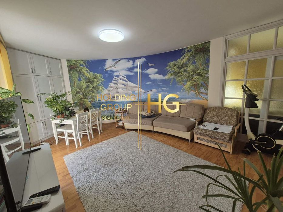 Продава се Тристаен апартамент в к.к. Св.Св. Константин и Елена - 100 кв.м за 2200 €/кв.м - Снимка #2