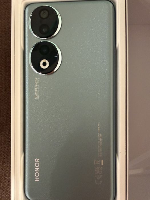 Телефон - HONOR 90