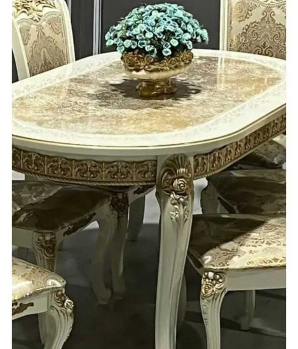 Продам стол 100тысячи