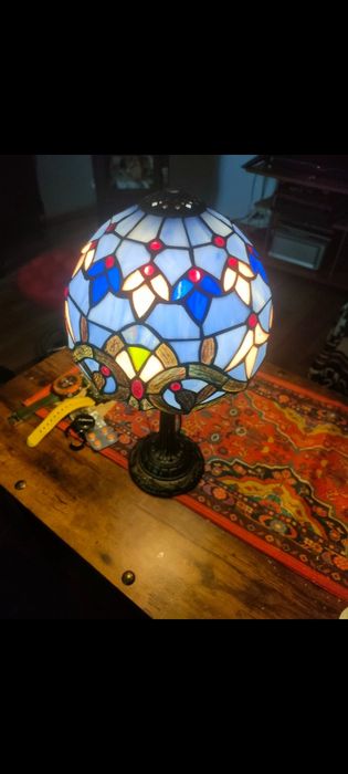 SUPERCADOU DE IEPURAS.. 6 modele lampa stil tiffany