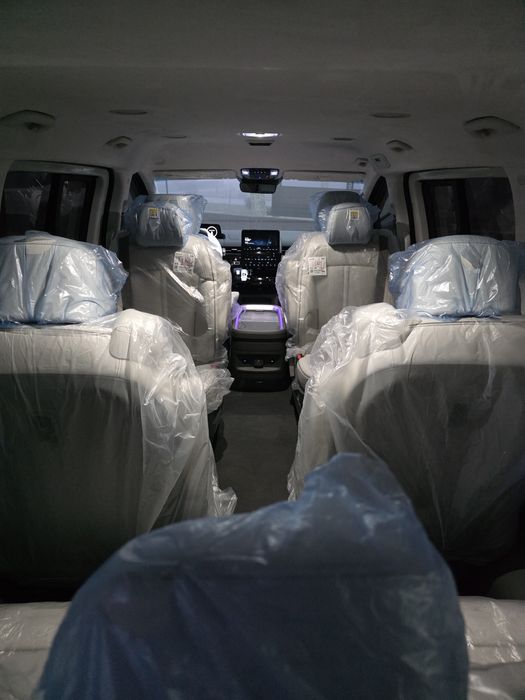 Hyundai staria 2025й. 600 км. Мокрый асфальт.