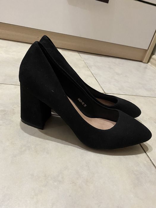 Кофты по 2500