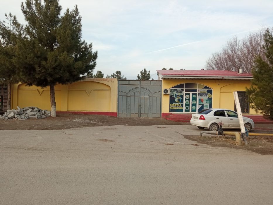 Baza sotiladi Karmana tumanida