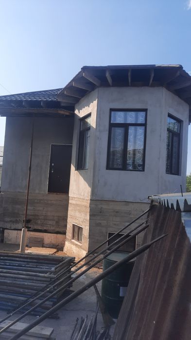 Дом на продажу новый .