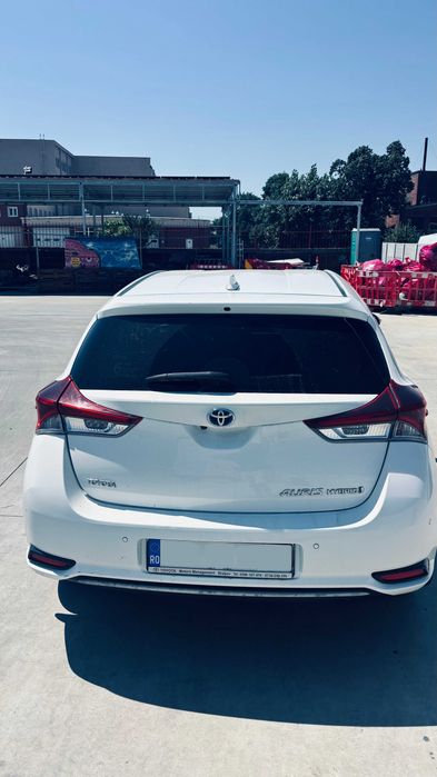 TOYOTA Auris 2016 — imagine 3