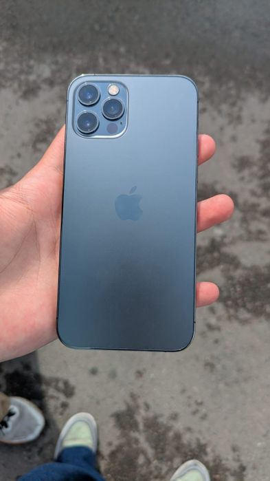 IPHONE 12PRO чёрный