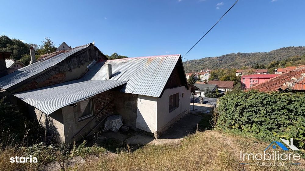 Casa 2 camere de vânzare – Str. Tăbăcari | Petroșani