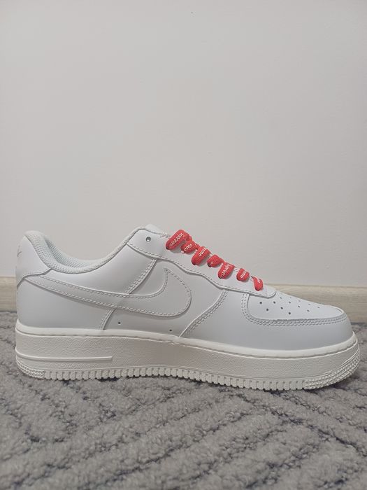 White AirForce 1 x Supreme