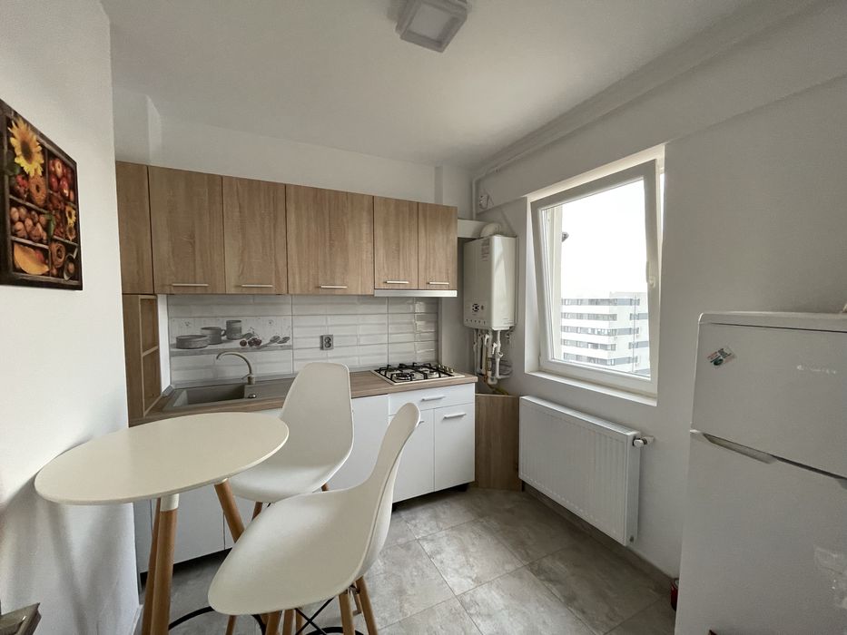 Inchiriez garsoniera mobilata elegant - Militari Residence