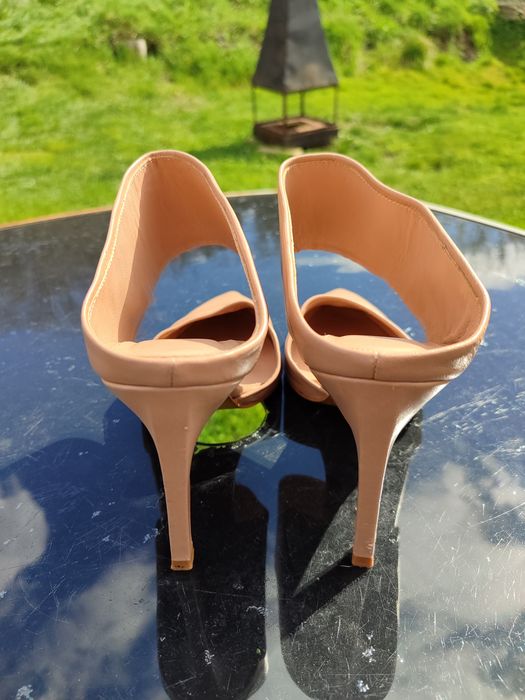 Vând pantofi piele, mărimea 40