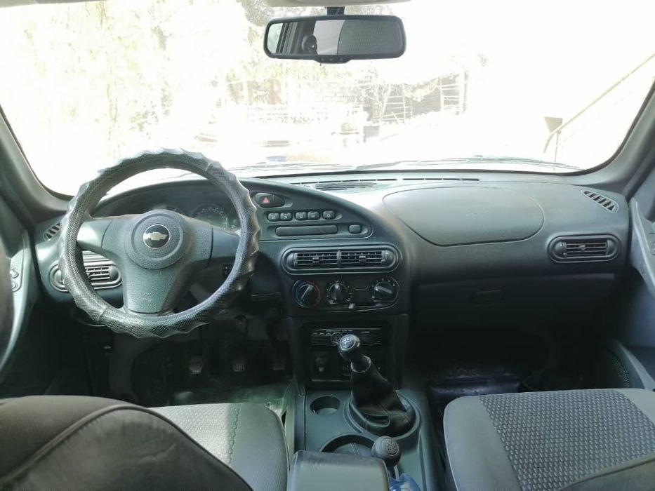 Niva Chevrolet 2018 yil. Probegi 70000 km yurgan.