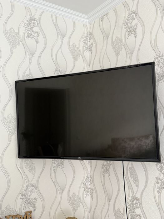 продам телевизор  lg