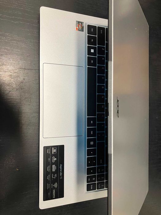Hope Amanet P3 Laptop ACER Aspire lite 15