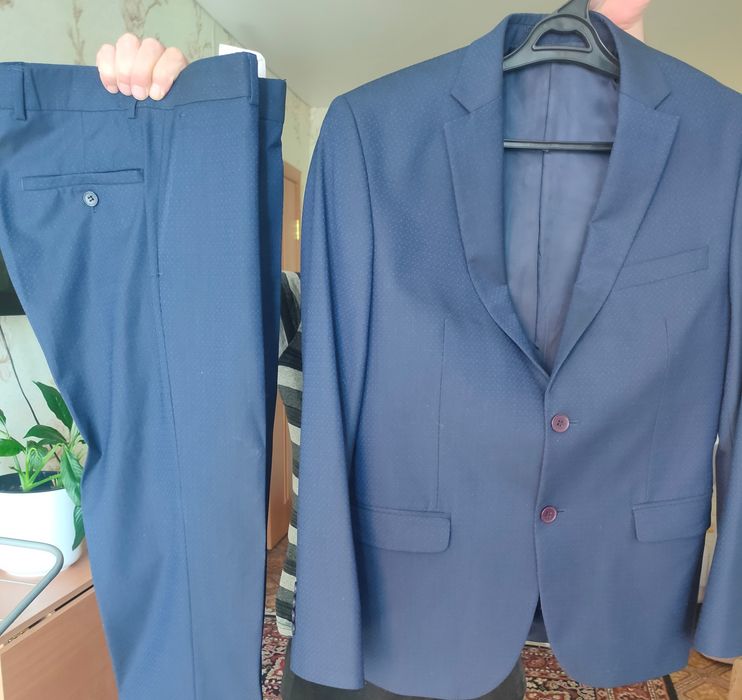 Костюм мужской, темно синий