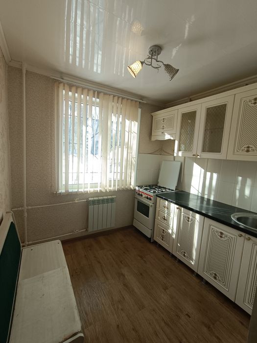 2 комн квартира район Школьник