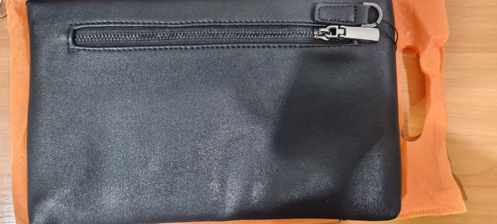 Барсетка кожаная