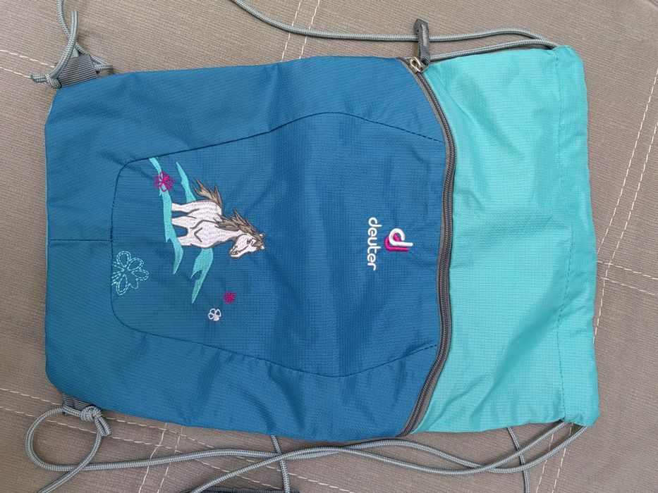 Продаётся школьный ранец для девочки