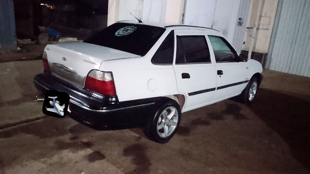 Neksya 2006yil metanda .Barter bor . Samarqand