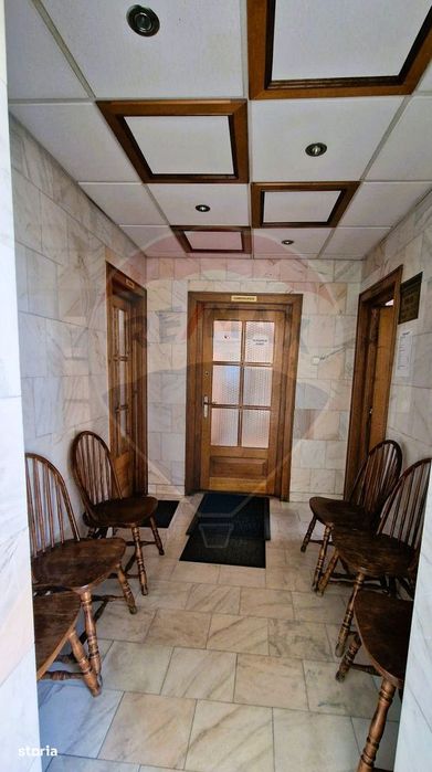 Spațiu comercial de 22mp de închiriat în zona Republicii