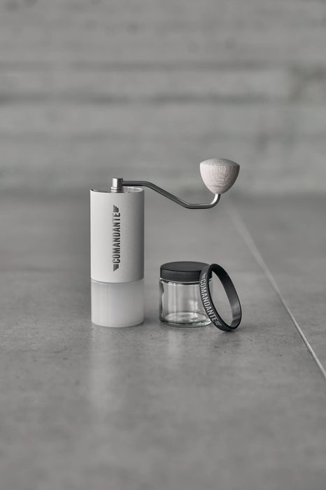 Кофемолка ручная Comandante C40 MK4 NITRO BLADE.Snow White