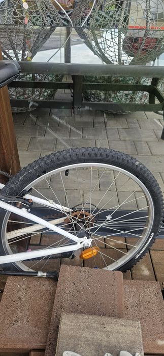 Bicicleta pt fetita  9-12 ani