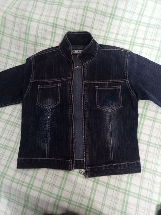 Продам куртки джинсовые  на возраст 9--11 л