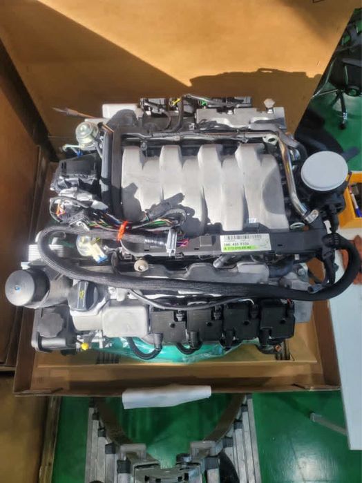 Mercedes Benz V-8 mator yangi