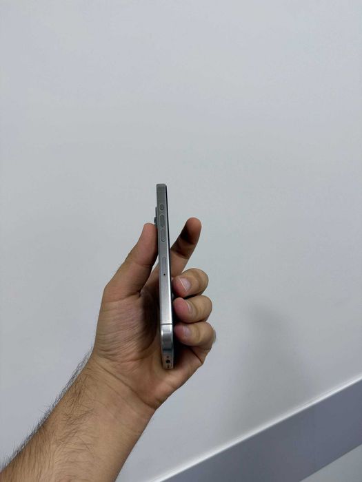 Iphone 15 pro 128GB Natural titan 83% Ideal
