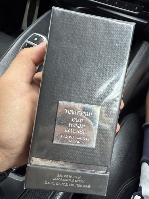 Парфюм Tom Ford Oud Wood