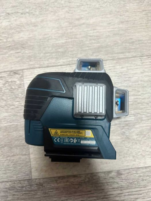 лазерный уровень BOSCH GLL-3-80C+ BT 150