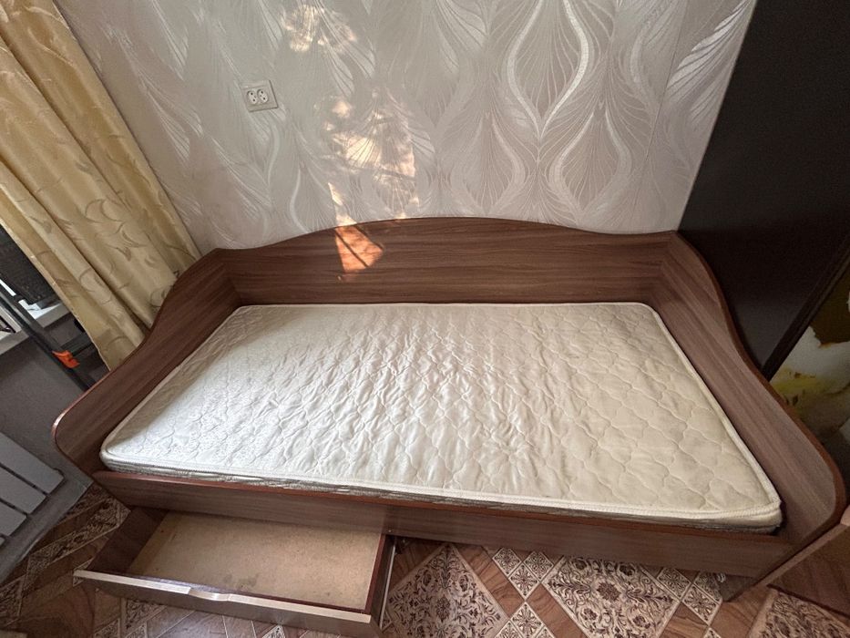 Продам кровать 1 спальня