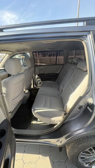 Продается Тоуота Highlander 2002г