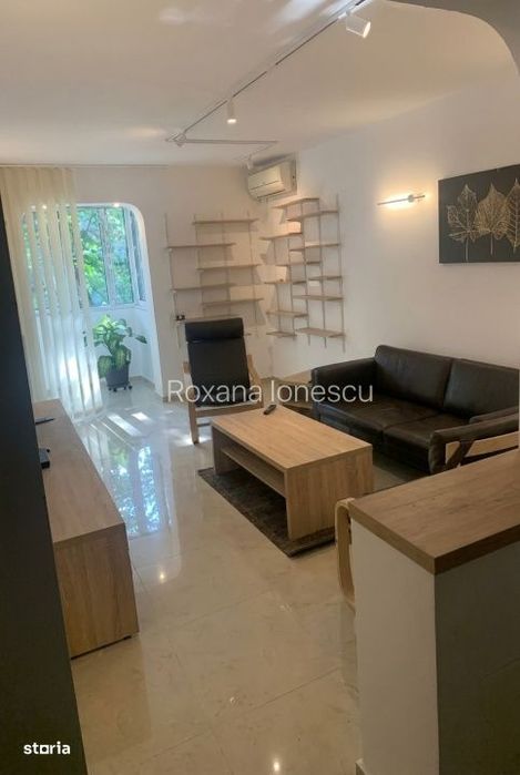 Inchiriere apartament | 3 camere | Titan | Renovat recent | Metrou 8' — fotografia 1