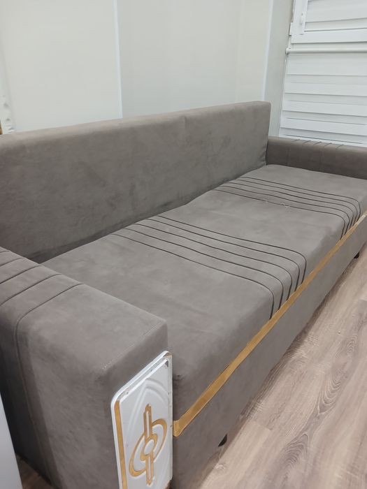 Қолданылған диван сатамын/ Продаю Б/У диван раскладной