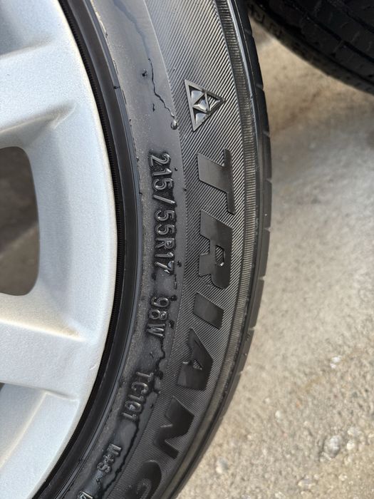 Продам диск с резиной