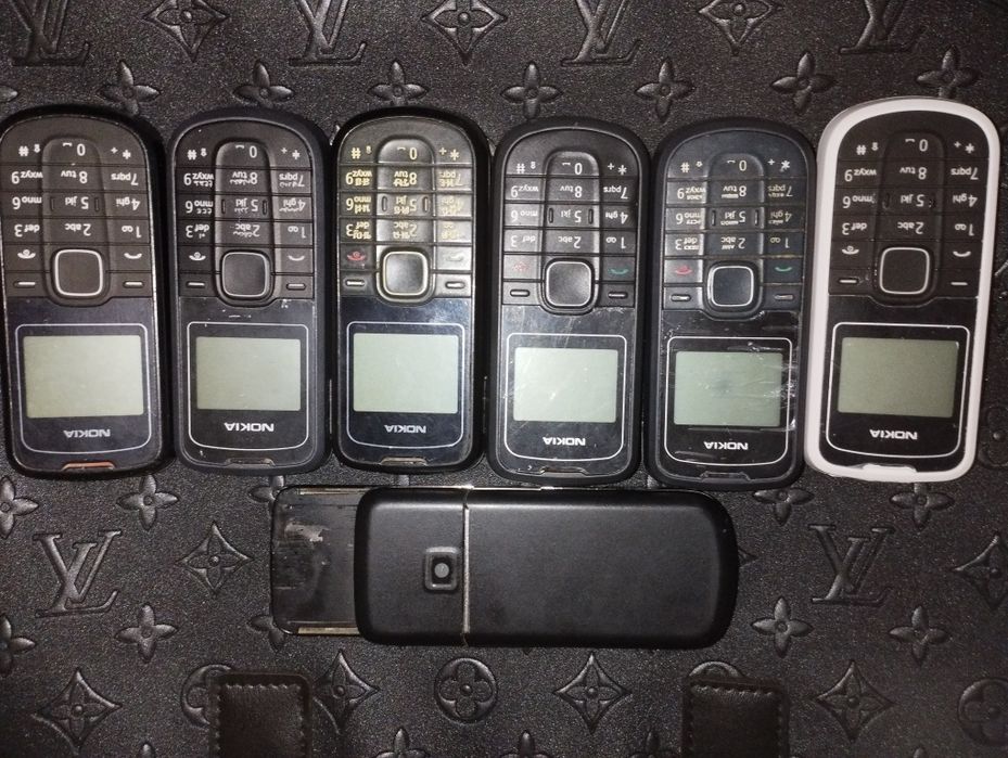 Assalom alekum Telefonlar Sotiladi Original Nokia 1202