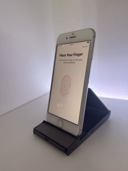 vand iphone 8 256gb