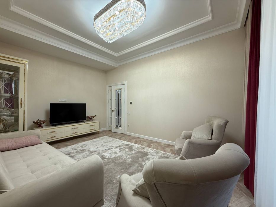 К OQSAROY RESIDENCE" на: Паркентская  Мирзо_улугбекский район