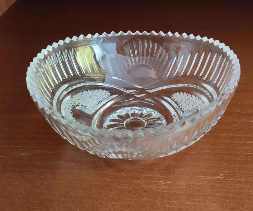 Вазы хрустальные